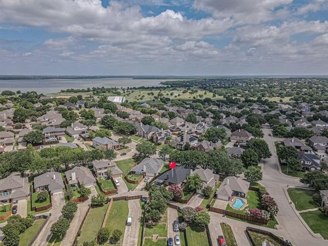 875 Shores Boulevard - Photo 29