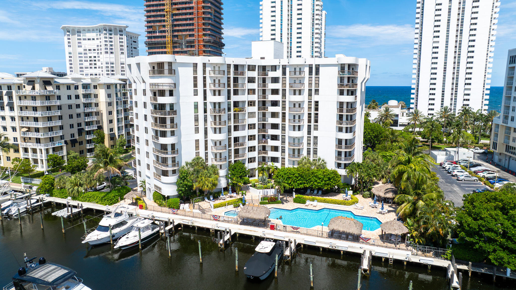 1361 S Ocean Boulevard - Photo 18