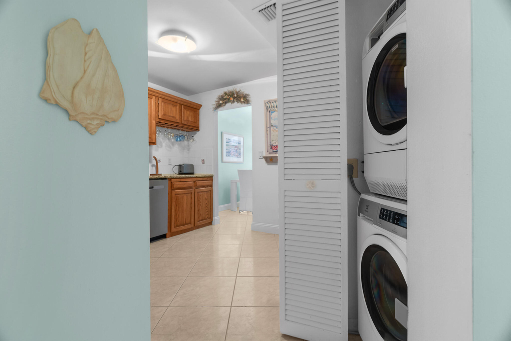 1361 S Ocean Boulevard - Photo 41