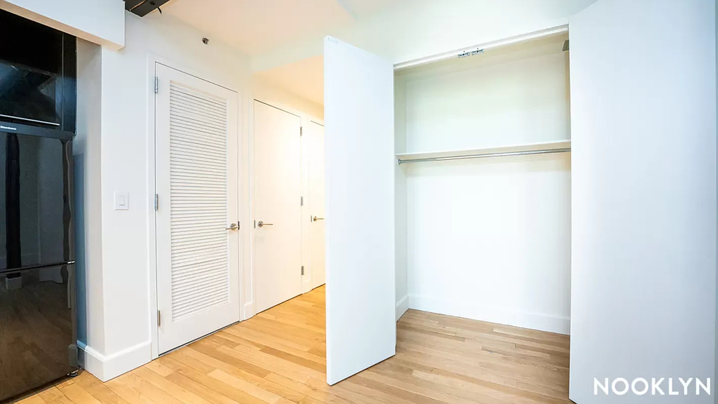 485 Keap Street - Photo 3