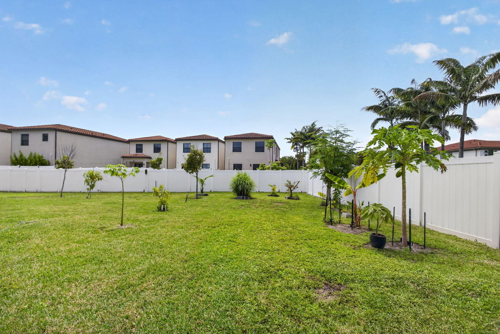 4009 Sequoia Place - Photo 16