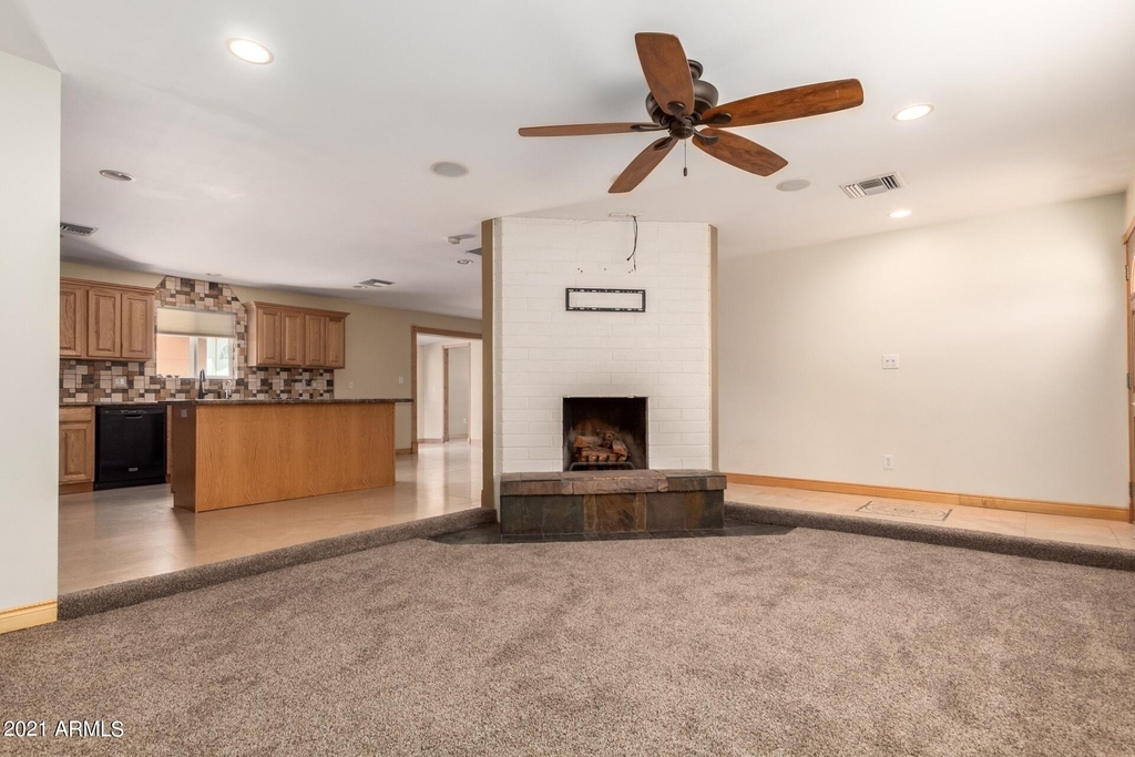 1608 W Inverness Drive - Photo 3