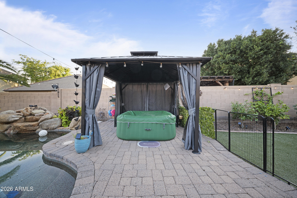 17239 W Ironwood Street - Photo 16