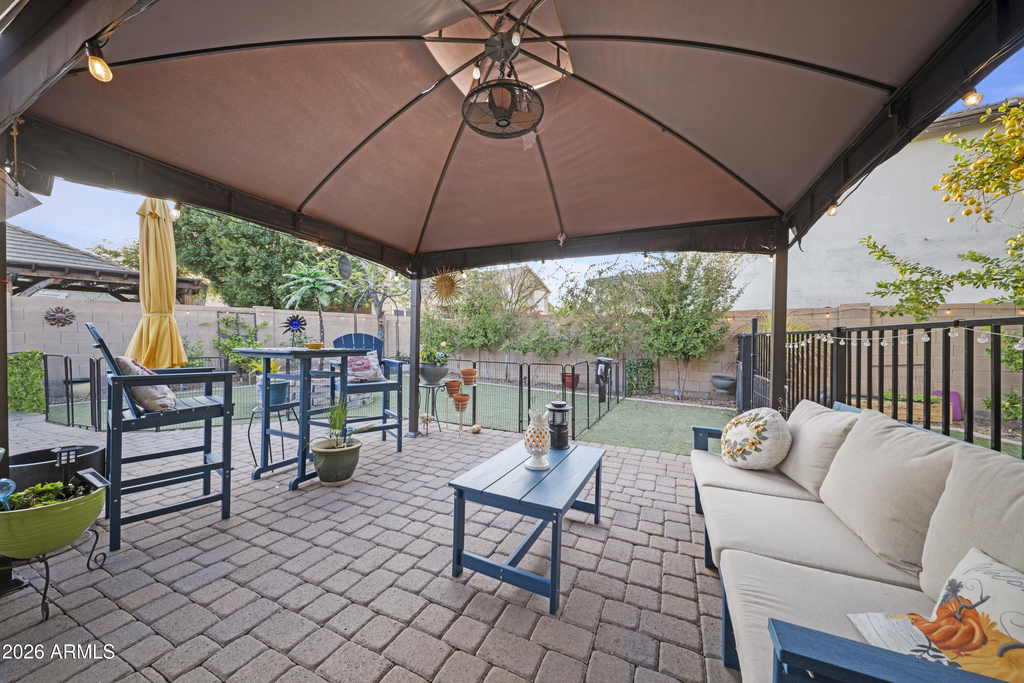 17239 W Ironwood Street - Photo 12