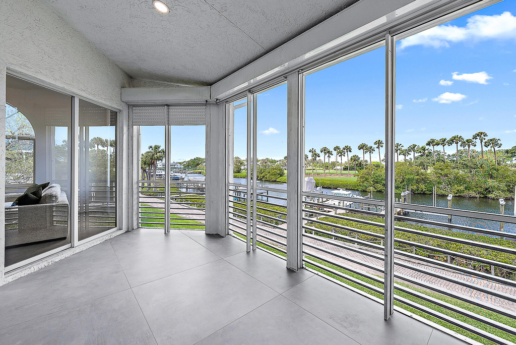802 Captains Way - Photo 22