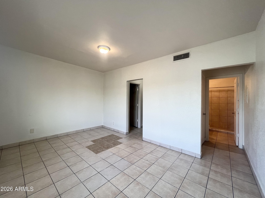 1229 W Pierce Street - Photo 12