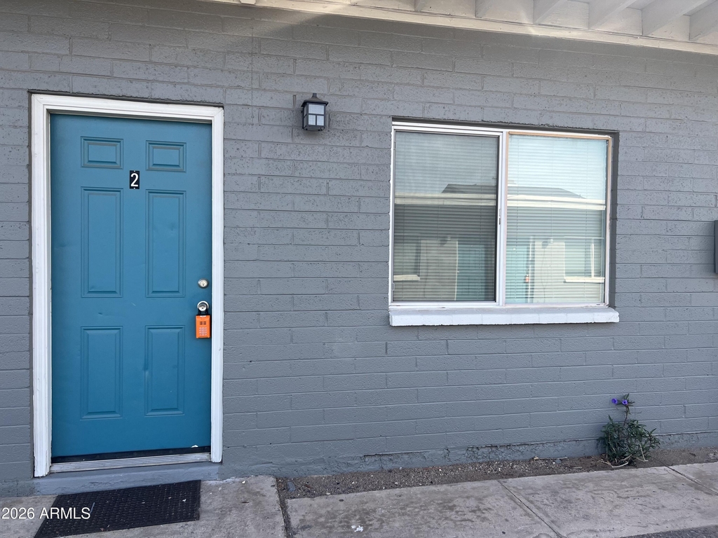 1229 W Pierce Street - Photo 1