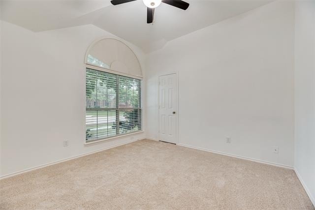 608 Regency Trail - Photo 17