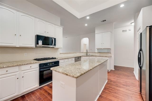 608 Regency Trail - Photo 12