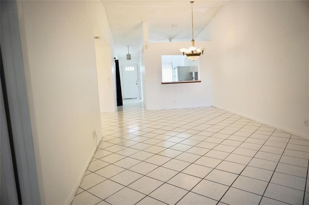 5600 N Park - Photo 2