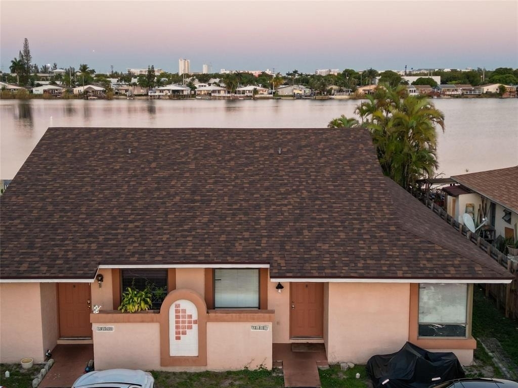 5600 N Park - Photo 0