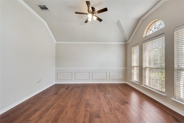 3806 Palace Place - Photo 2