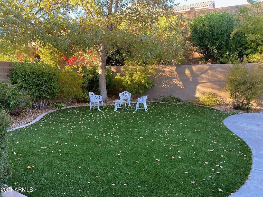 1608 W White Feather Lane - Photo 35