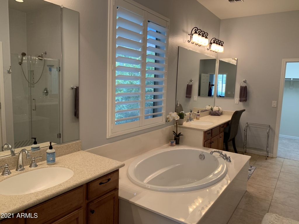 1608 W White Feather Lane - Photo 17