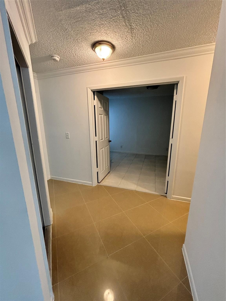 2990 Nw 68th Avenue - Photo 18
