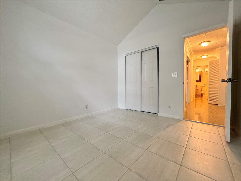 2990 Nw 68th Avenue - Photo 21