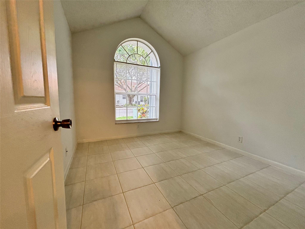 2990 Nw 68th Avenue - Photo 22