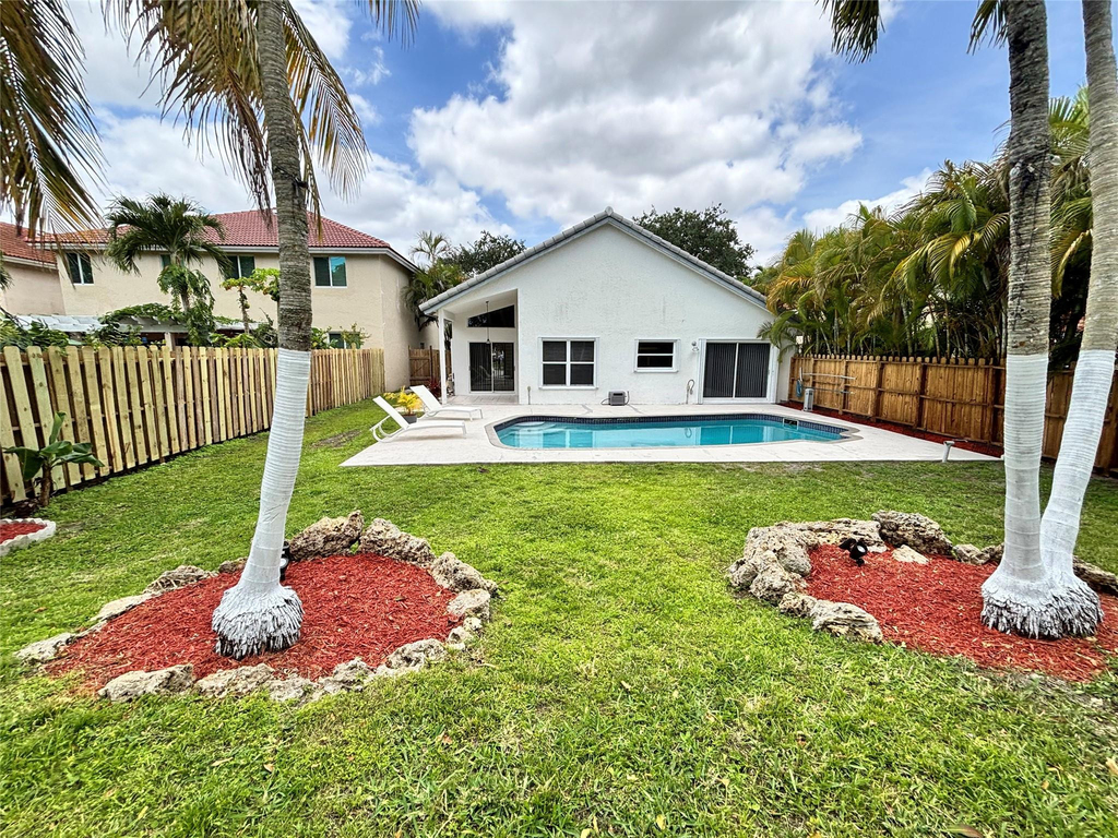 2990 Nw 68th Avenue - Photo 40