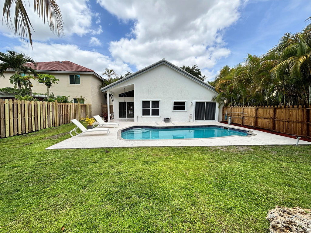 2990 Nw 68th Avenue - Photo 39