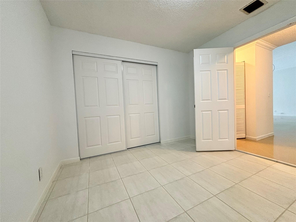 2990 Nw 68th Avenue - Photo 25