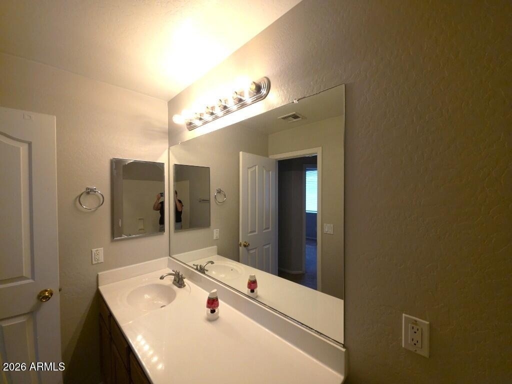 3135 N 127th Avenue - Photo 17