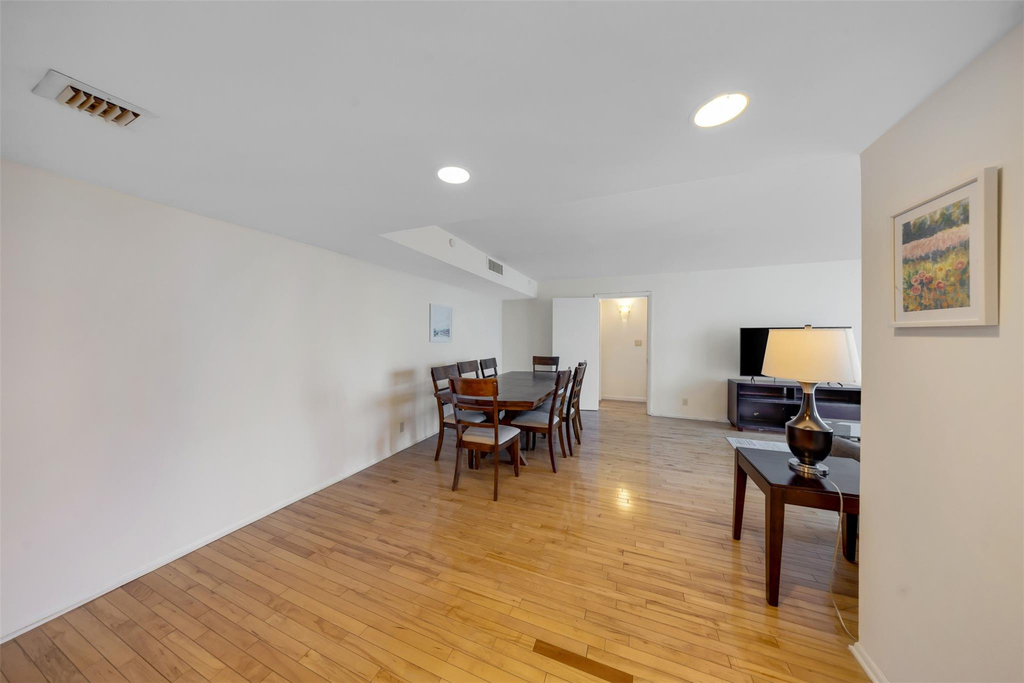 18181 Ne 31st Court - Photo 3