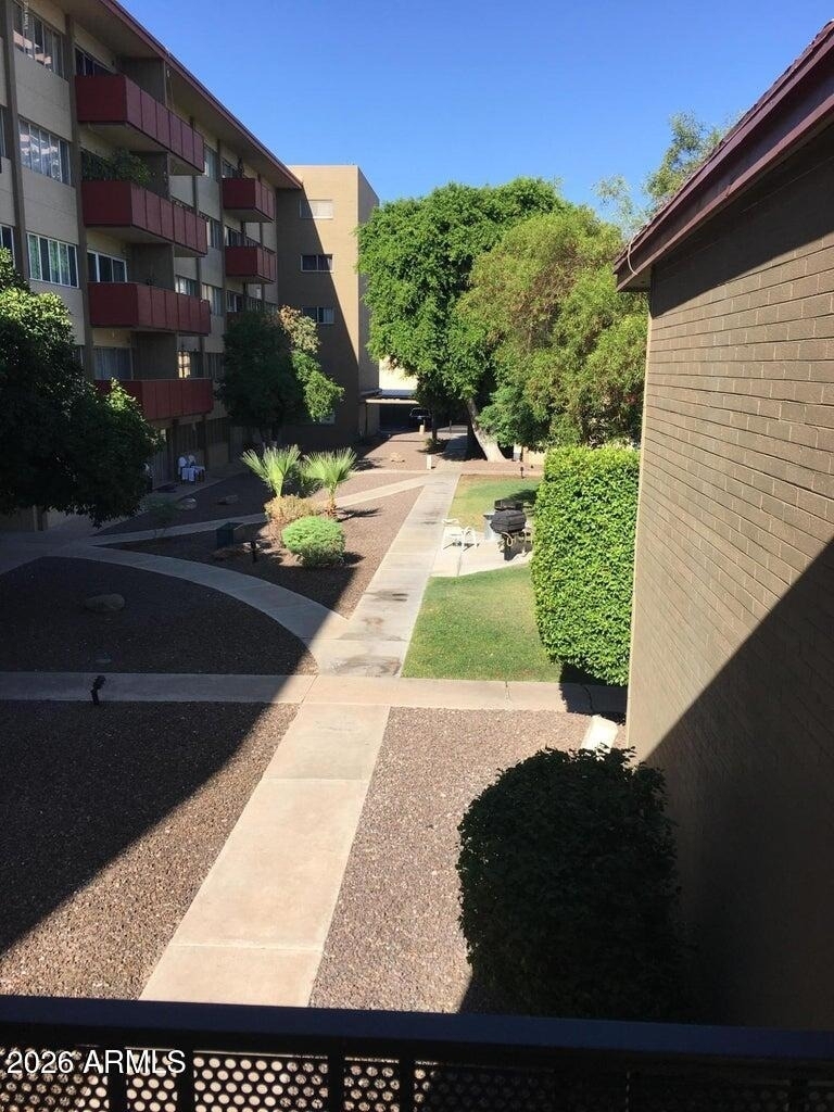 357 E Thomas Road - Photo 10
