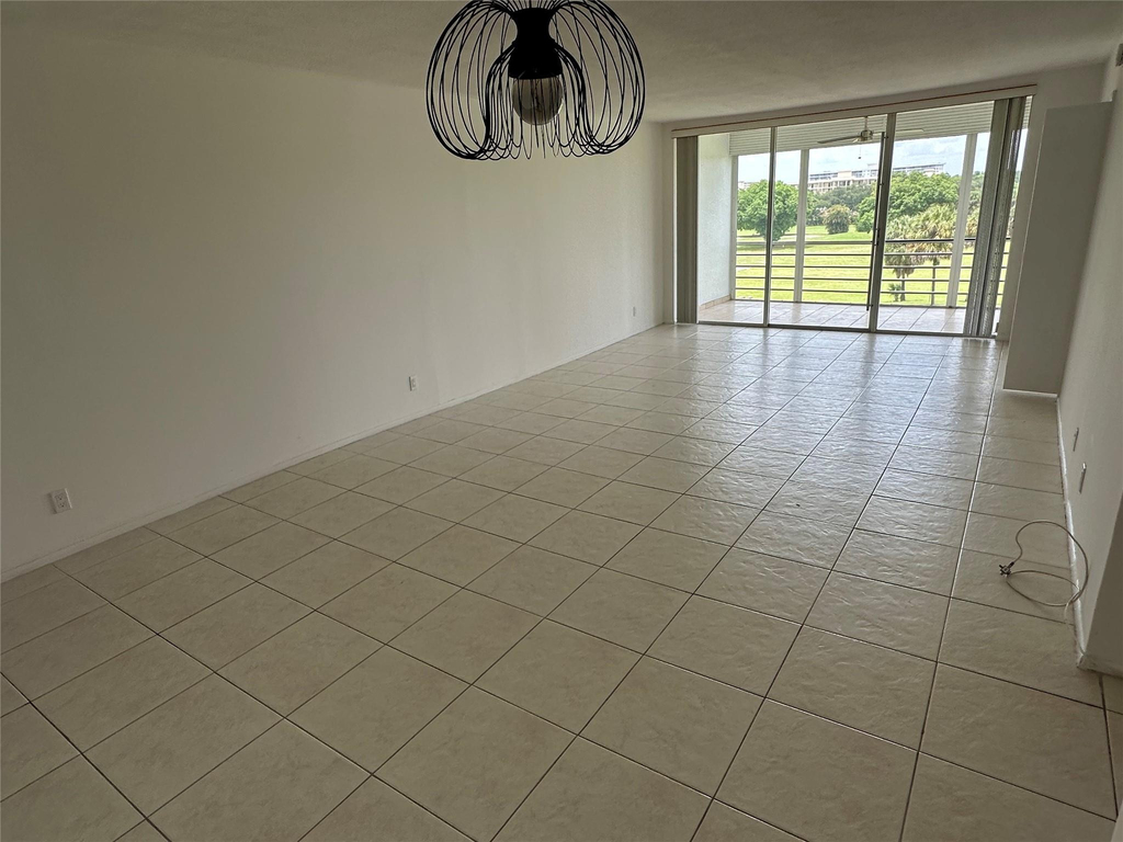 2651 S Course Drive - Photo 3