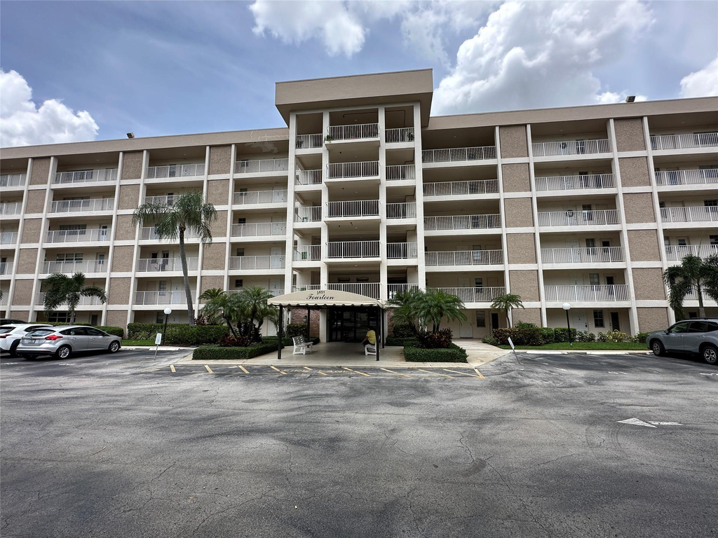 2651 S Course Drive - Photo 0