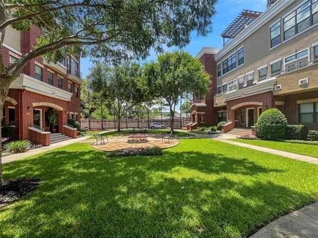 1207 Beaconsfield Lane - Photo 5