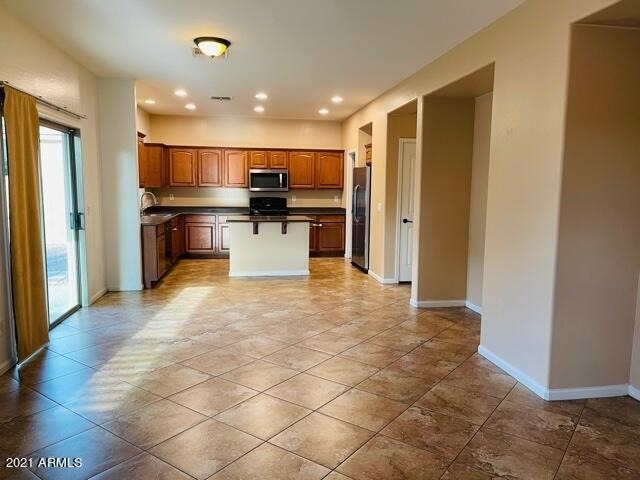 2972 E Franklin Avenue - Photo 5