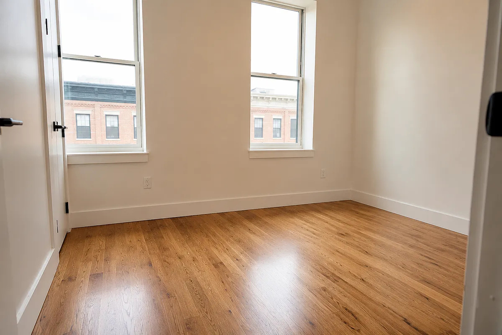 1710 Madison Street - Photo 7