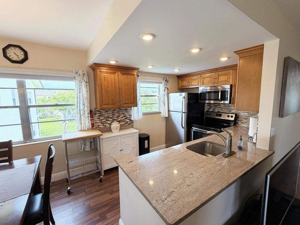 375 Mansfield I - Photo 1