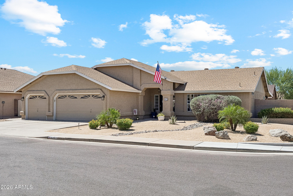 4451 W Creedance Boulevard - Photo 0
