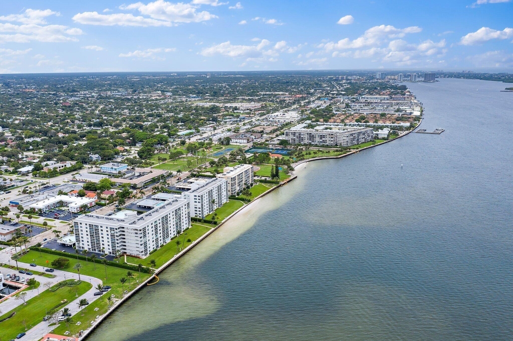 301 Lake Shore Drive - Photo 42