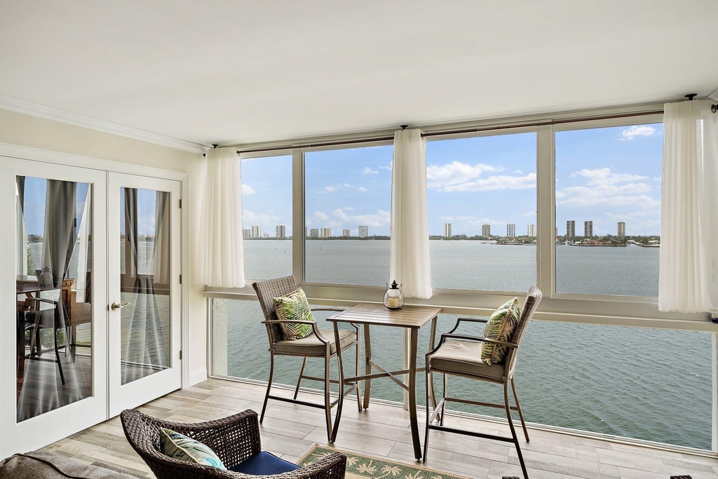 301 Lake Shore Drive - Photo 16