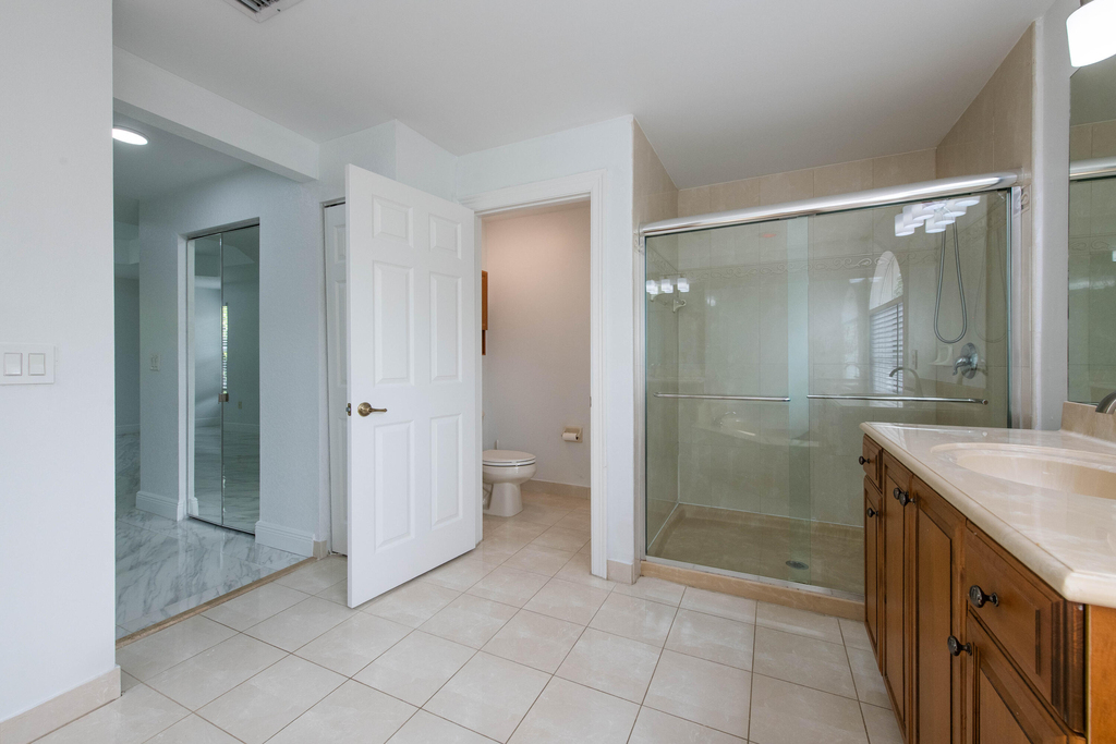 4668 Sw 183rd Avenue - Photo 17
