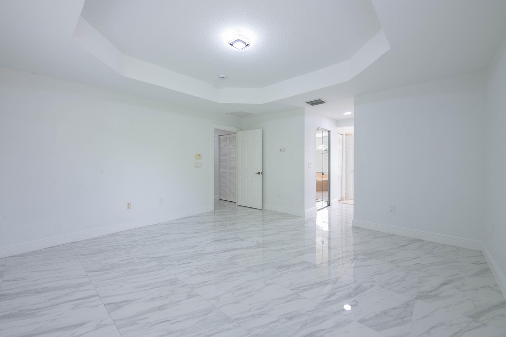 4668 Sw 183rd Avenue - Photo 13