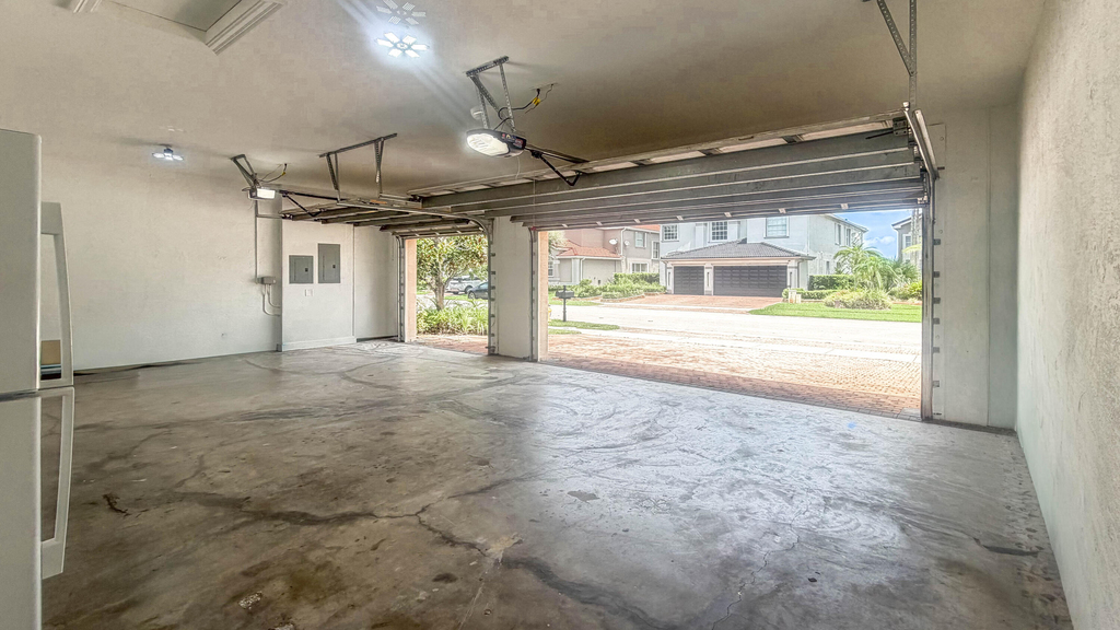 4668 Sw 183rd Avenue - Photo 19