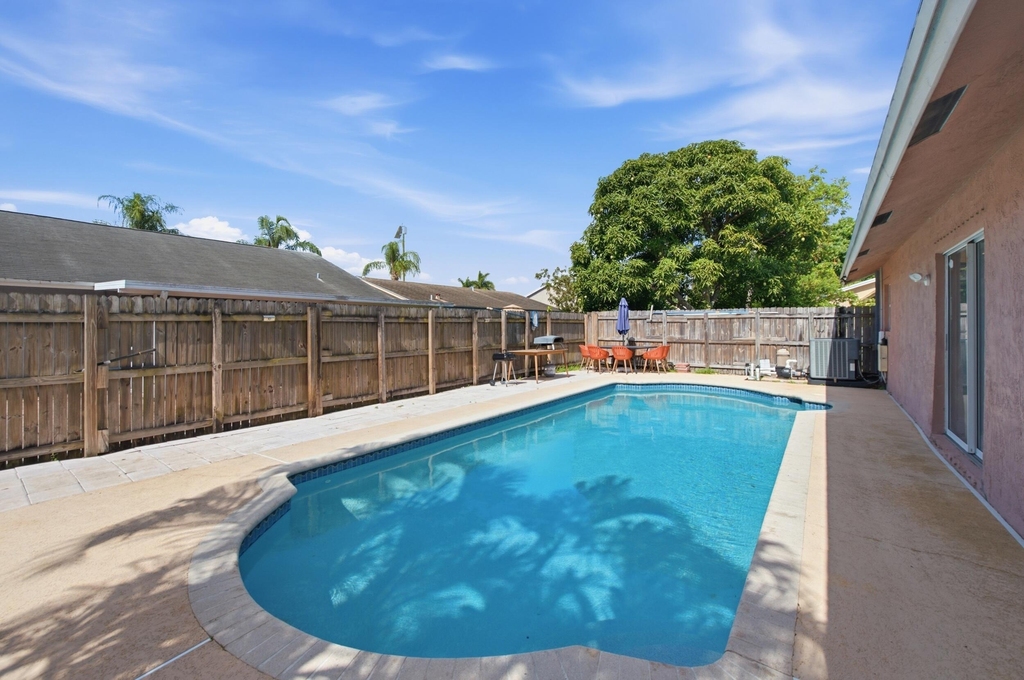 5635 Lake George Place - Photo 30