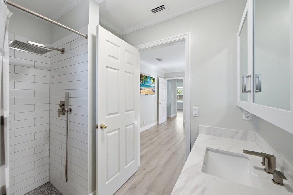 5635 Lake George Place - Photo 18