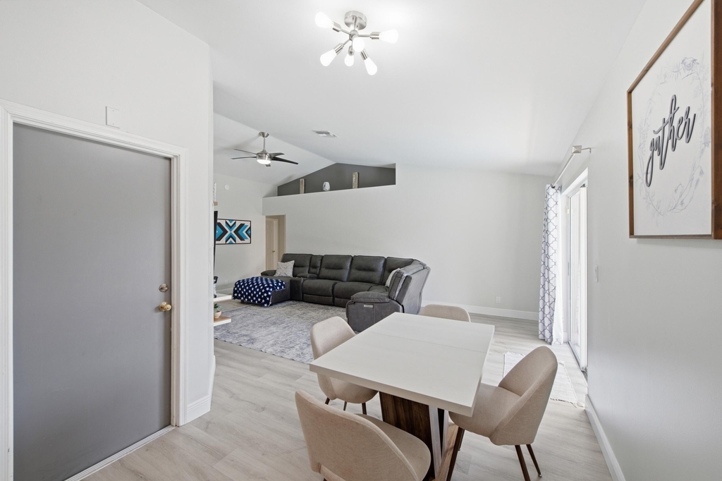 5635 Lake George Place - Photo 11