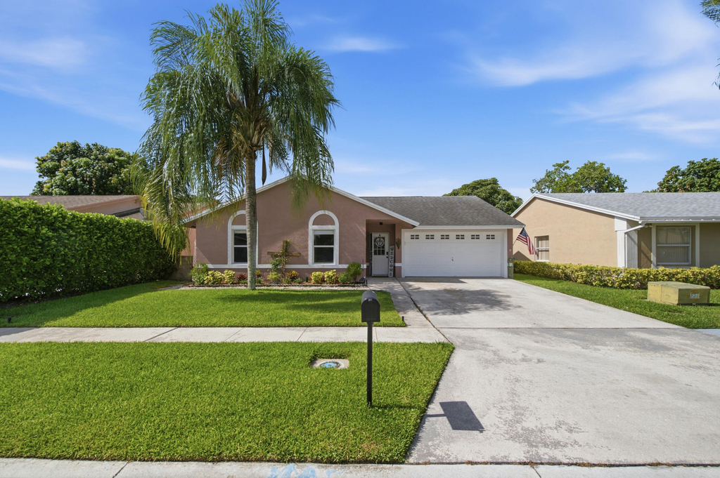 5635 Lake George Place - Photo 3
