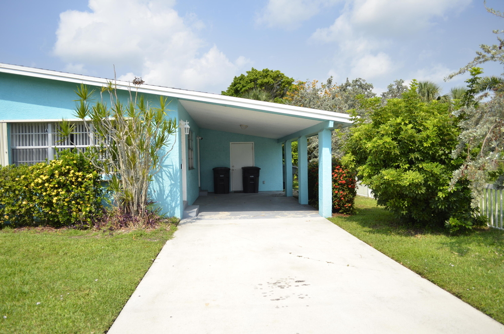 1115 Hernando Street - Photo 1