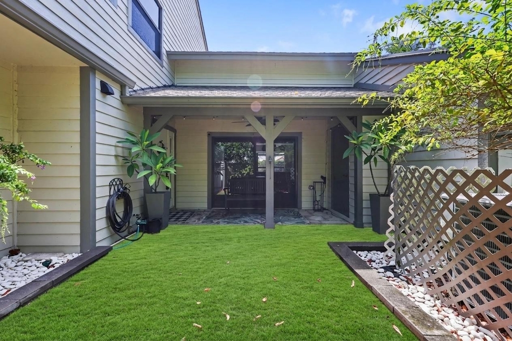 13400 Bedford Mews Court - Photo 2