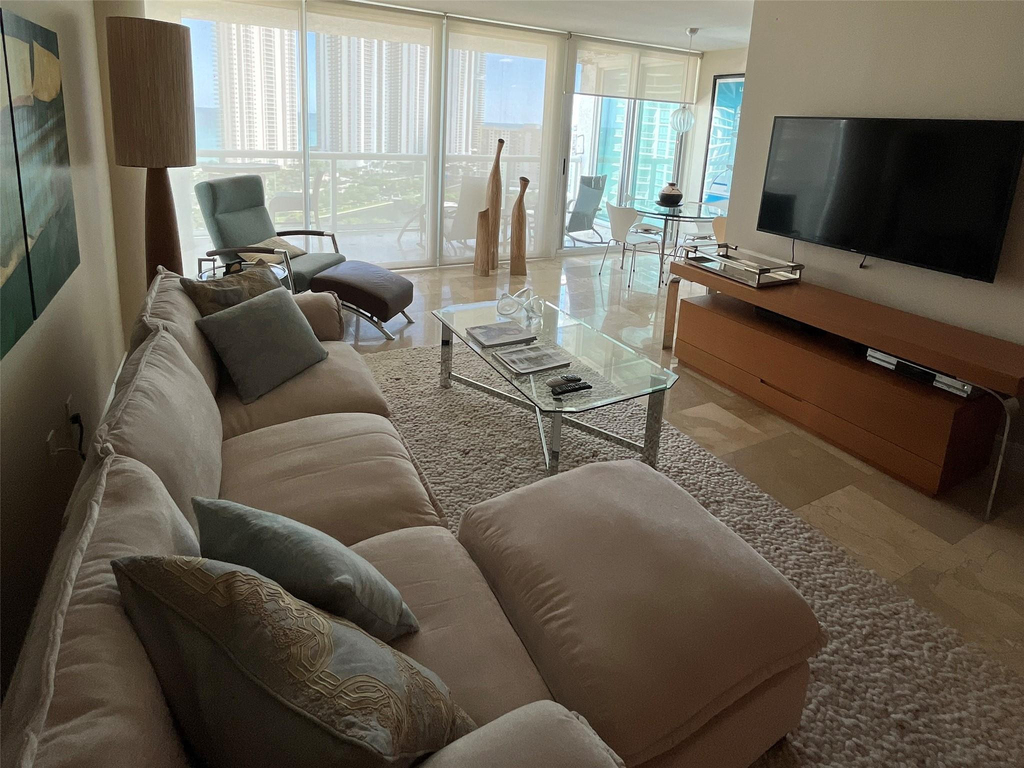 16500 Collins Avenue - Photo 6