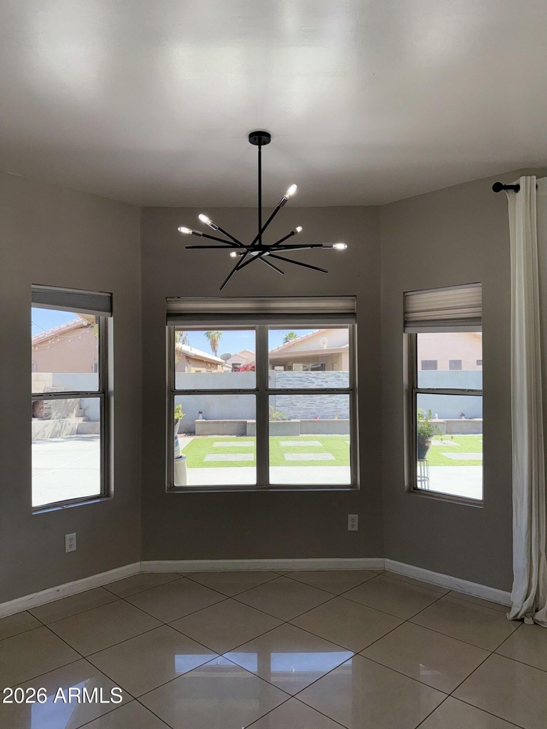 9009 W Monte Vista Road - Photo 4