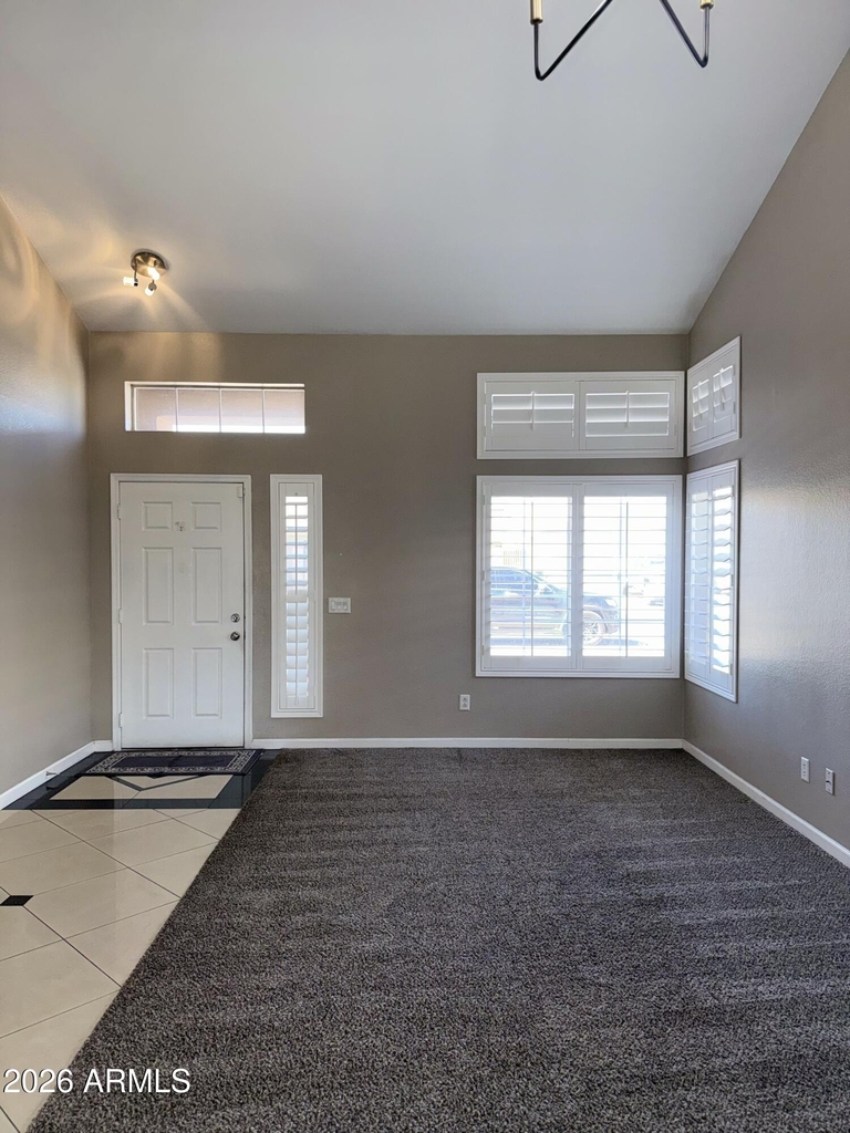 9009 W Monte Vista Road - Photo 2