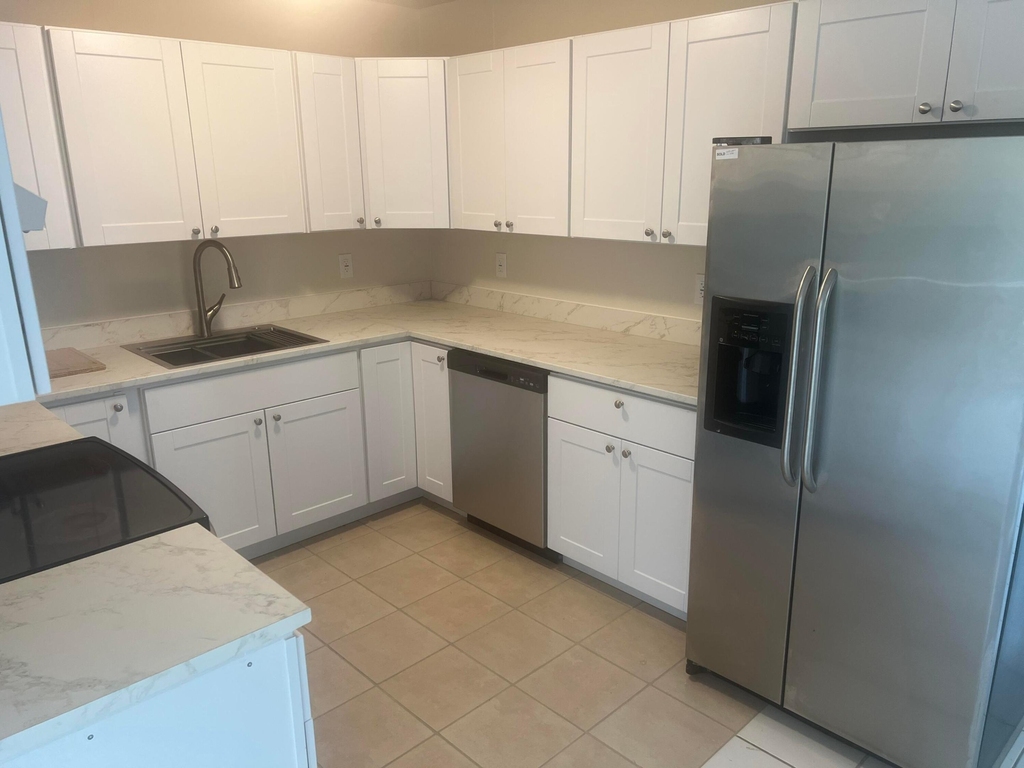 2410 Sw 44th Avenue - Photo 4