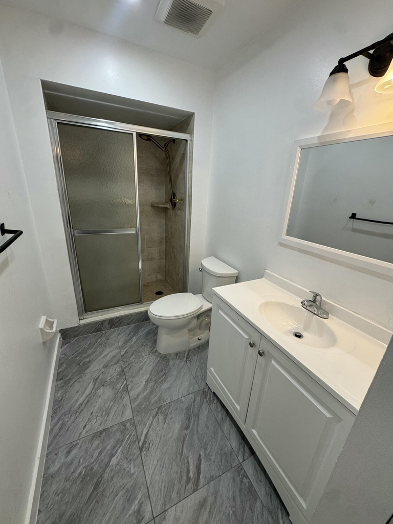 480 Nw 20th Street - Photo 4